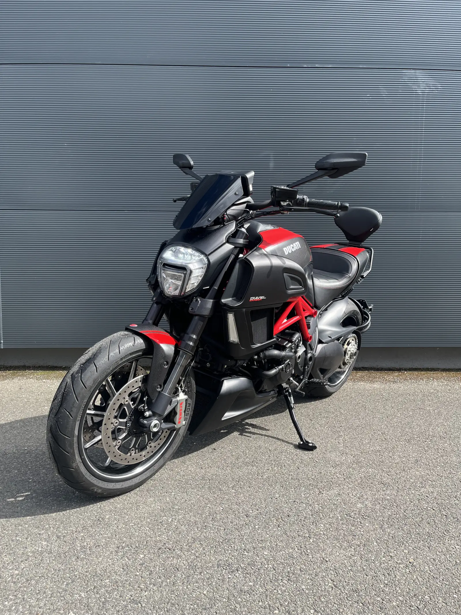 CFMoto Diavel Carbon Rouge 1200 d'occasion