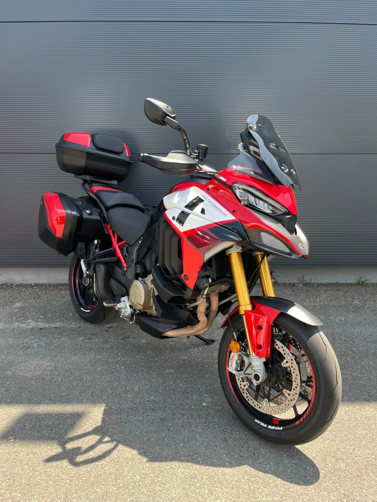 CFMoto Multistrada V4 S Pikes Peak Radar Livery d'occasion