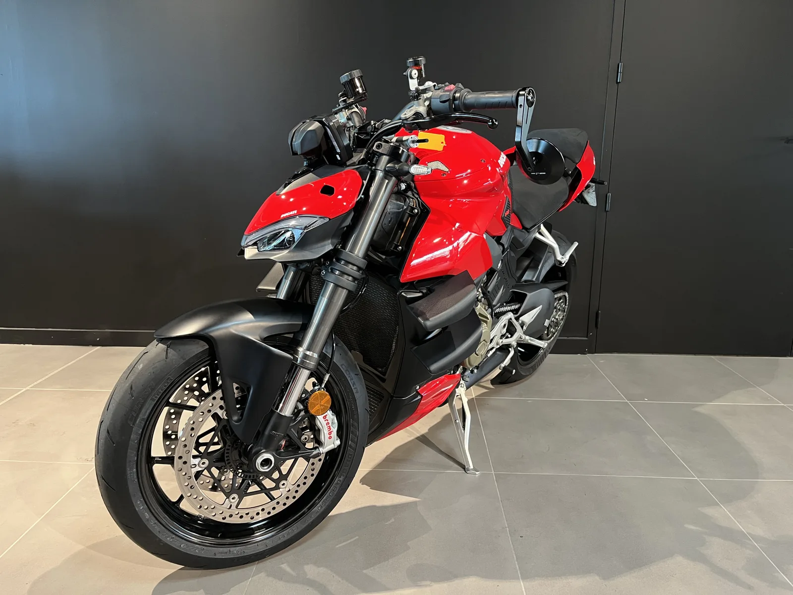 CFMoto Streetfighter V4 d'occasion
