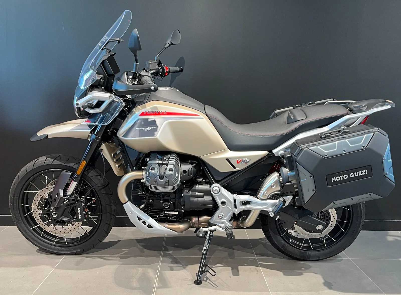 CFMoto V85 TT Travel d'occasion